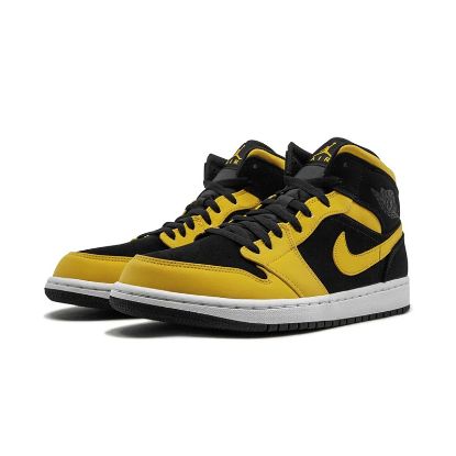 Air Jordan 1 Mid "Reverse New Love" 554724-071