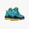 LeBron 19 "Christmas" DC9338-400