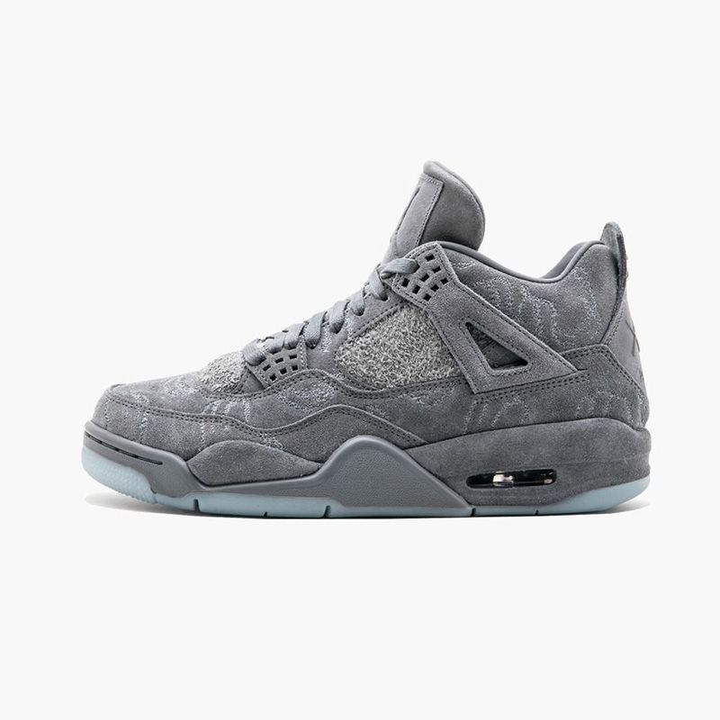 KAWS x Air Jordan 4 Retro 